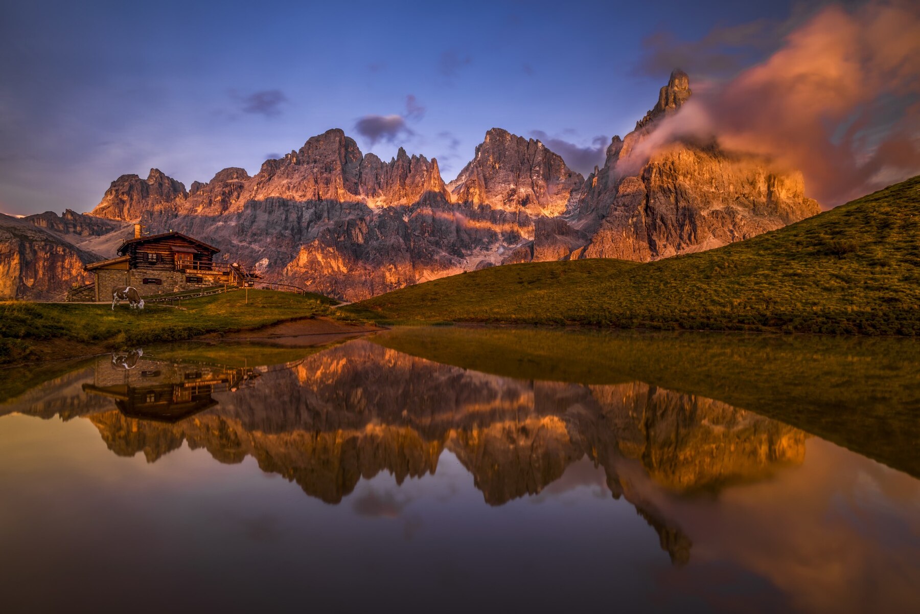 alpine-sunset_181624-40505